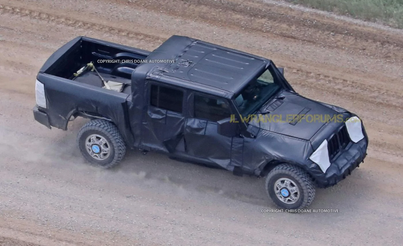 Jeep Gladiator Jeep Gladiator Pickup Truck (JT) Spy Pics and Videos! Jeep-Wrangler-Pickup-5