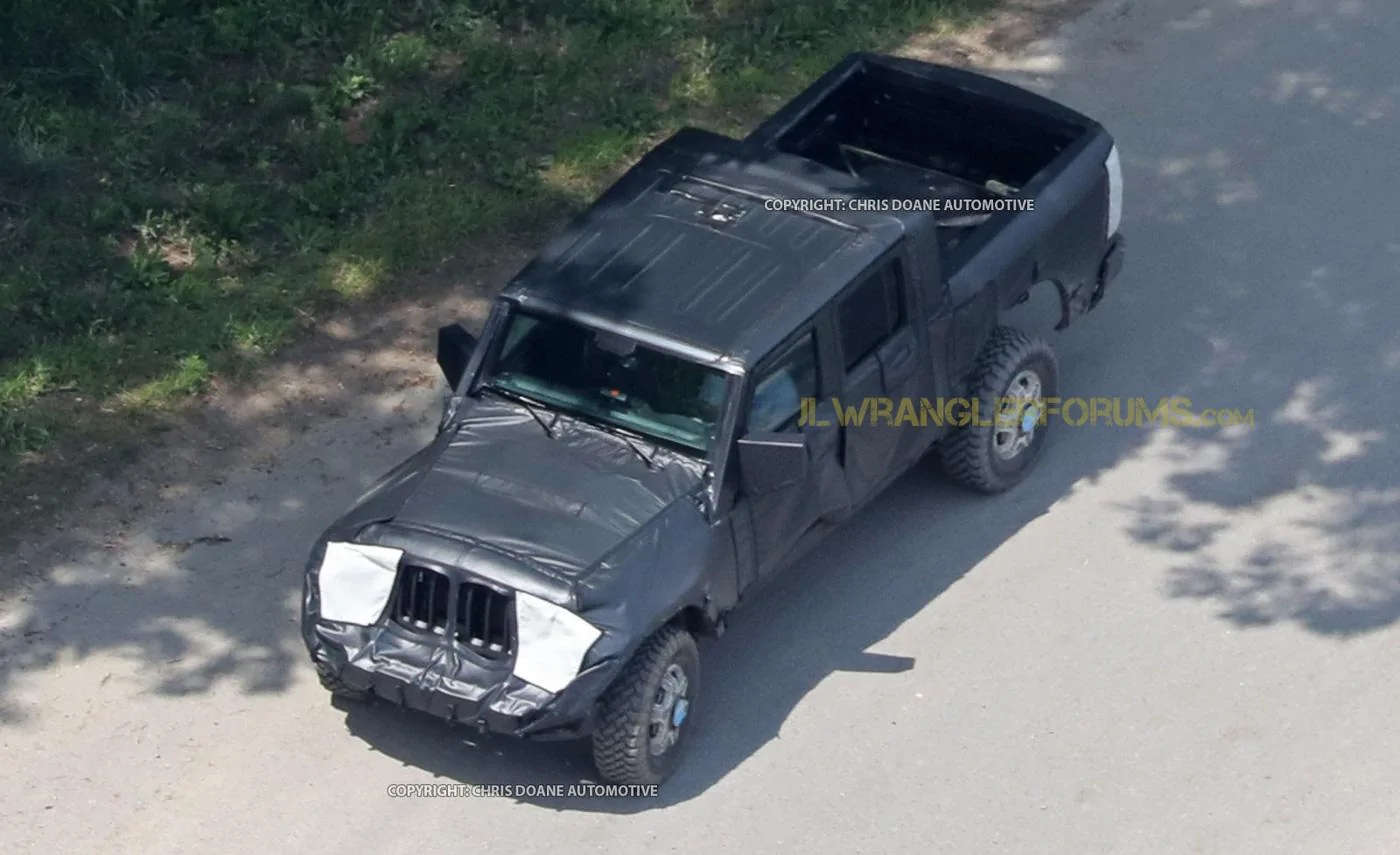 Jeep Gladiator Jeep Gladiator Pickup Truck (JT) Spy Pics and Videos! Jeep-Wrangler-Pickup-21