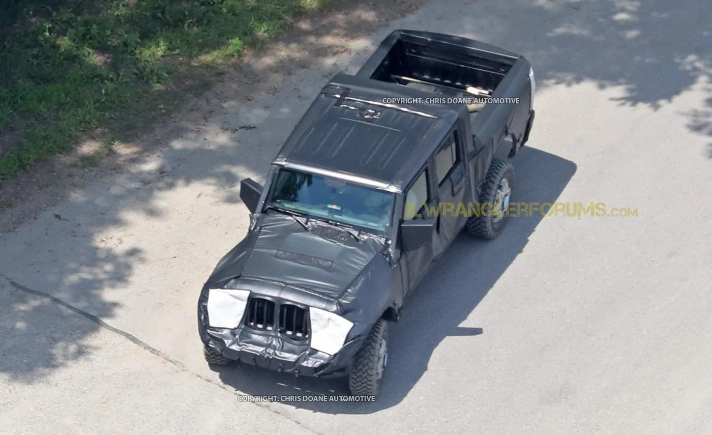 Jeep Gladiator Jeep Gladiator Pickup Truck (JT) Spy Pics and Videos! Jeep-Wrangler-Pickup-22