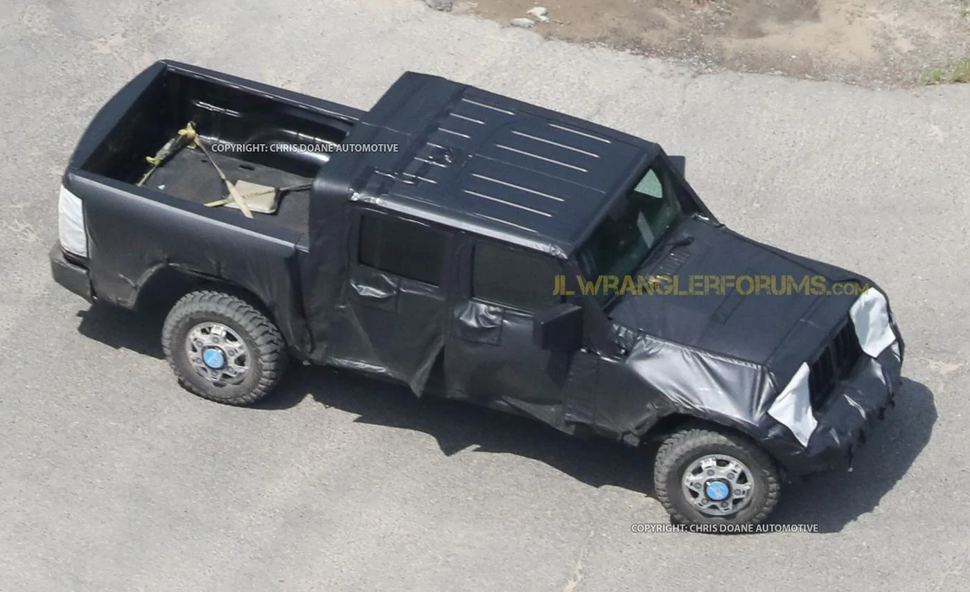 Jeep Gladiator Jeep Gladiator Pickup Truck (JT) Spy Pics and Videos! Jeep-Wrangler-Pickup-25