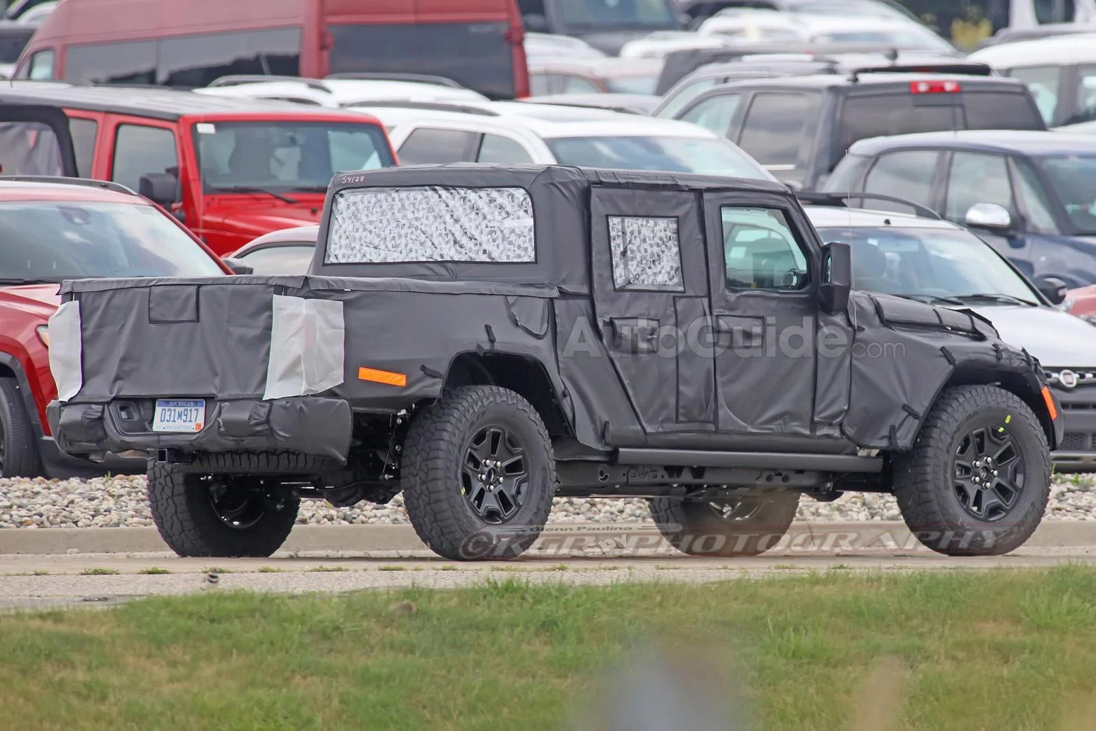 Jeep Gladiator Latest JT pickup pics jeep-wrangler-pickup-truck-05