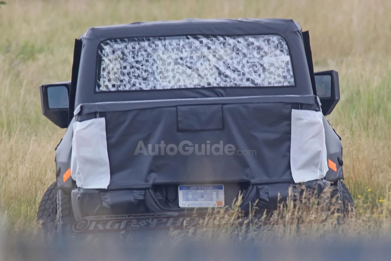 Jeep Gladiator Latest JT pickup pics jeep-wrangler-pickup-truck-14