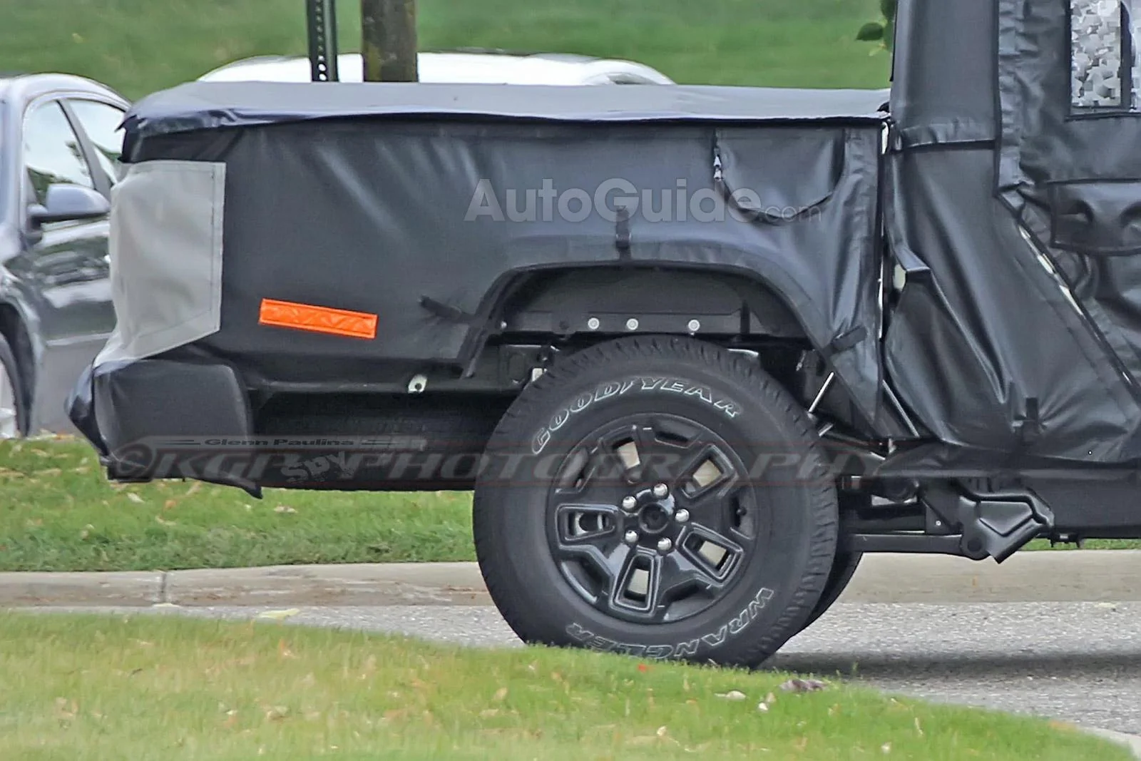 Jeep Gladiator Latest JT pickup pics jeep-wrangler-pickup-truck-23