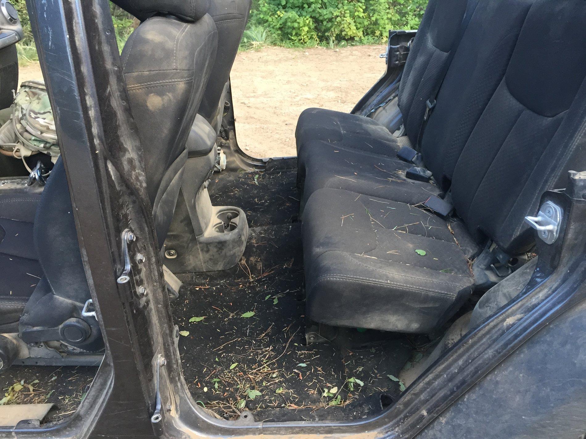 Jeep Gladiator 2018 Jeep Wrangler JL Hits Dealer System - 1st Official Look @ Engines, Options, Packages, Features! 2015-07-19 19.30.04
