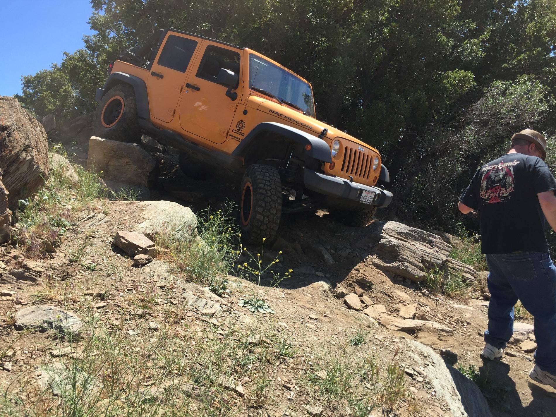 Jeep Gladiator 2018 Jeep Wrangler JL Hits Dealer System - 1st Official Look @ Engines, Options, Packages, Features! kef7JB