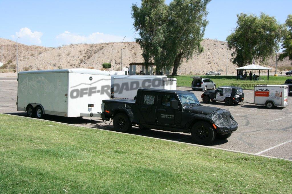 2018-Jeep-Wrangler-JL-towing-5.jpg