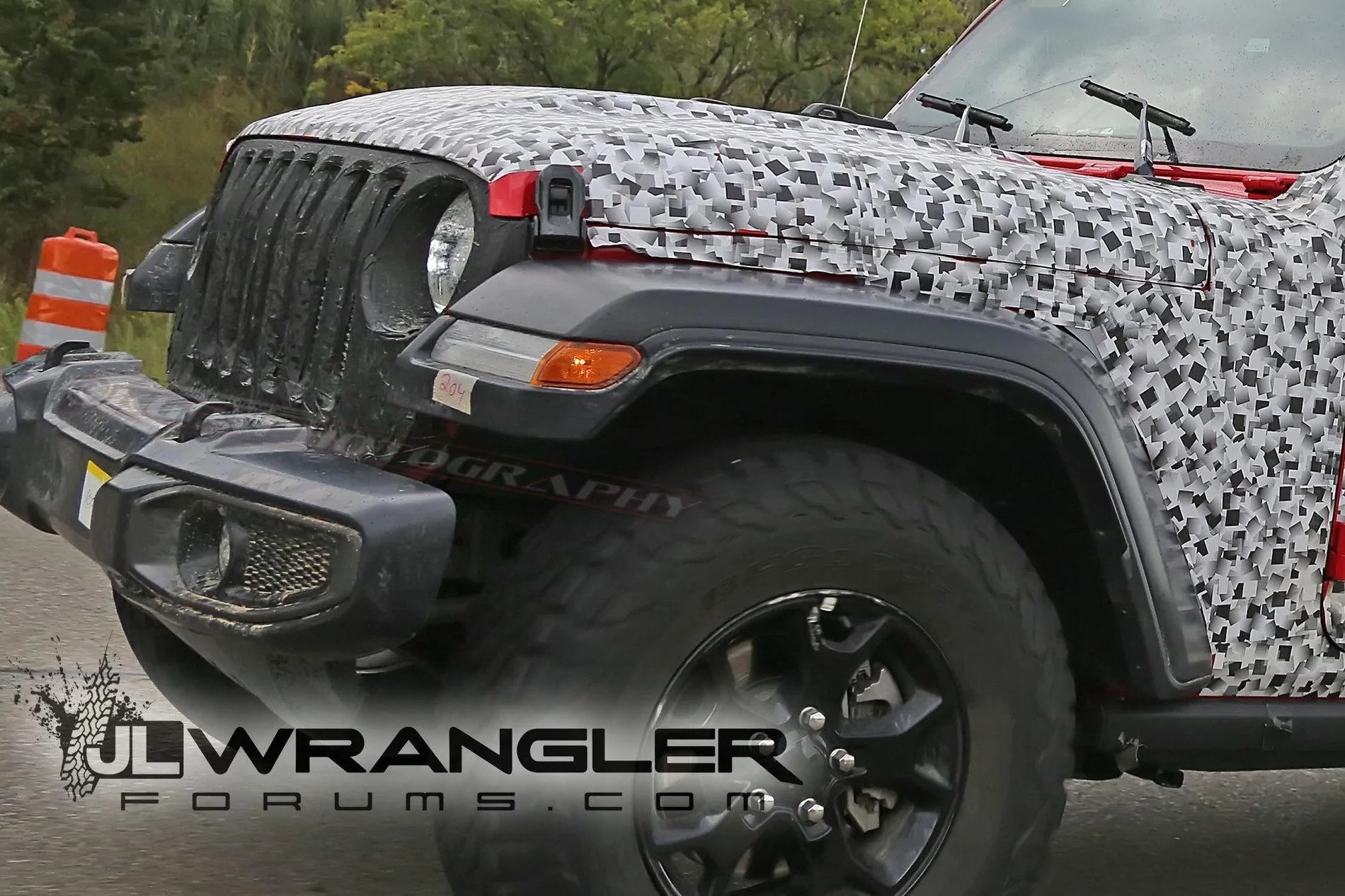 Jeep Gladiator 2018 JLU shows production design. What would you like shared with the JT? 2018-JL-Wrangler-Uncovered-JLWRANGLERFORUMS-5