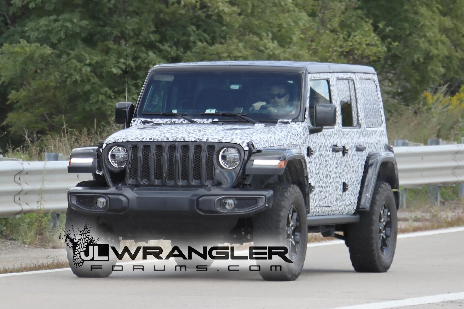 Jeep Gladiator First 2020 Jeep Gladiator Pickup (JT Wrangler) Video! Testing With Crew Chief Concept 2018-jeep-wrangler-jl-rubicon-jlwranglerforums-2-jpg