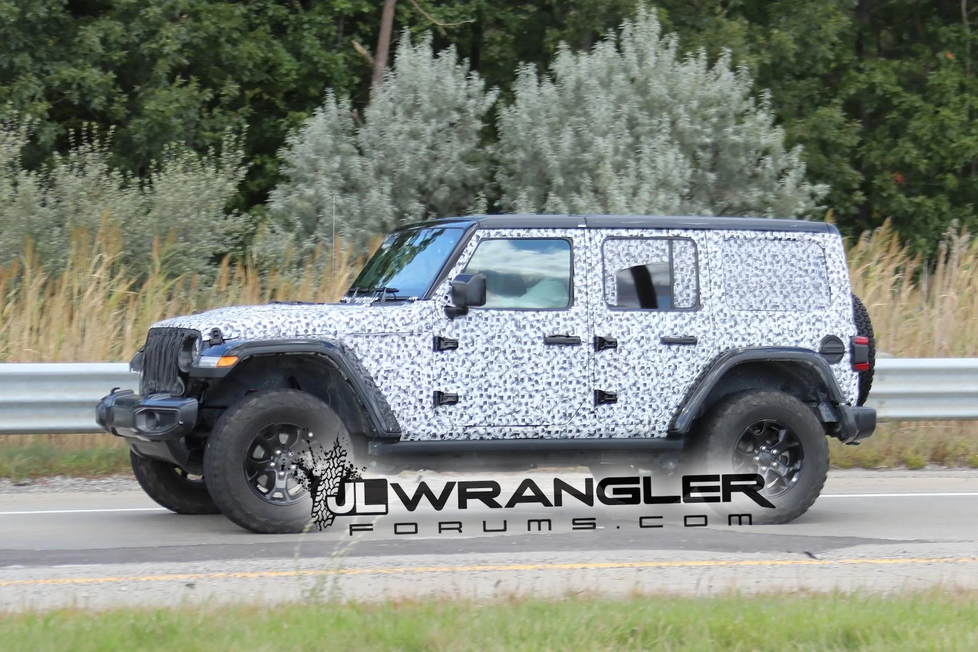 Jeep Gladiator First 2020 Jeep Gladiator Pickup (JT Wrangler) Video! Testing With Crew Chief Concept 2018-jeep-wrangler-jl-rubicon-jlwranglerforums-9-jpg