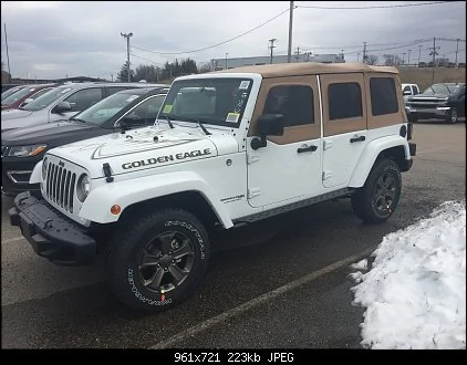 Jeep Gladiator Gladiator not designed for half doors? 783F2F7D-FED9-4F21-9640-8CFADA82FCCA