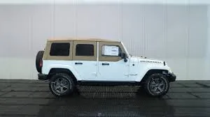 Jeep Gladiator Gladiator not designed for half doors? 1F2E608F-C49F-4DE3-B8CA-5F31DFFEDDEB