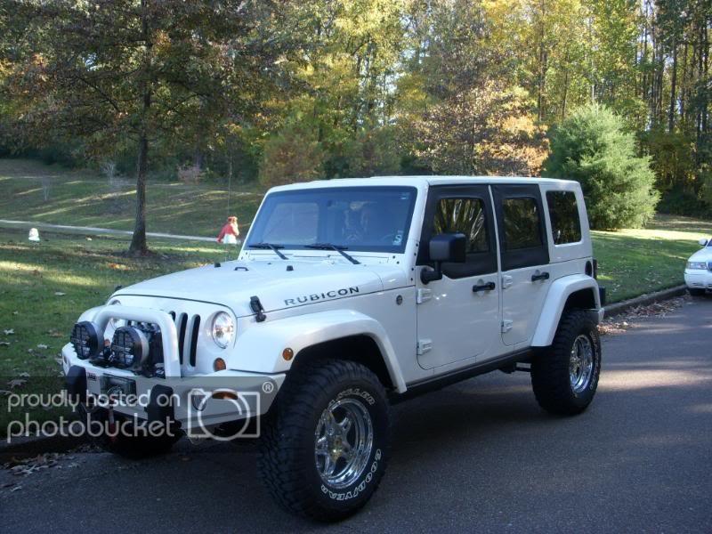Jeep Gladiator Gladiator not designed for half doors? notredame017-2