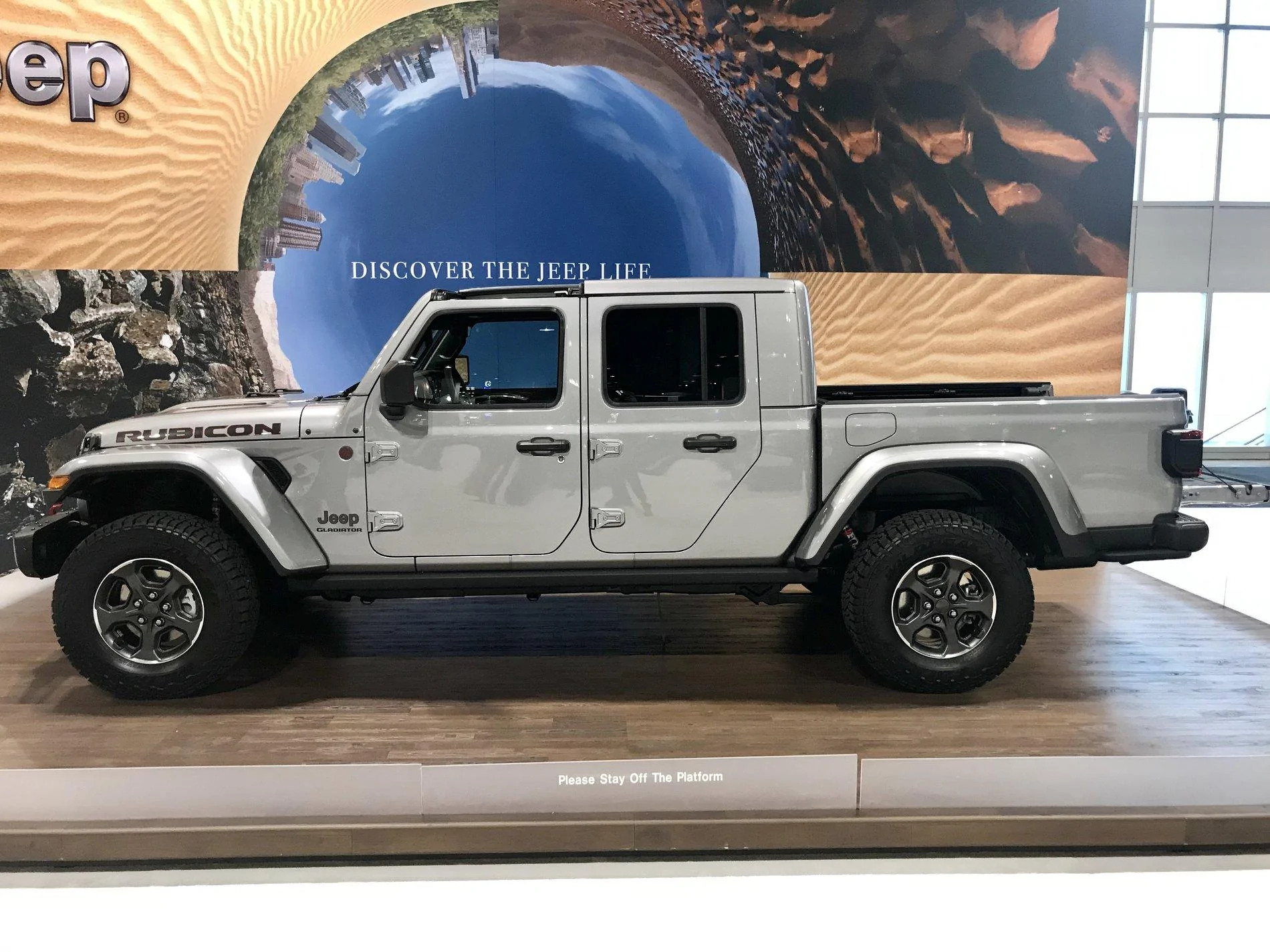 Jeep Gladiator I’ll be going to the Denver Auto Show on 03/28. IMG_5055