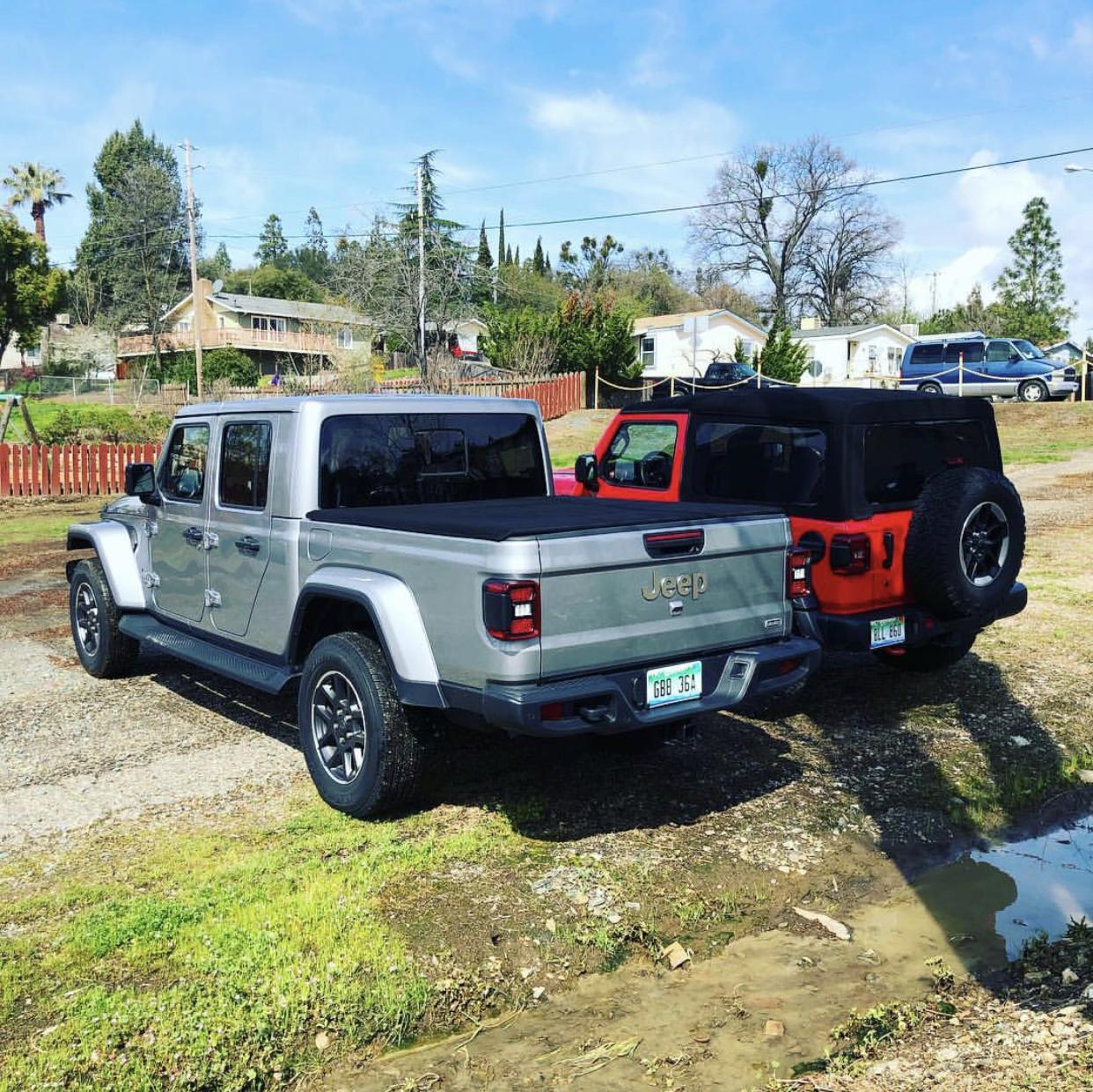 Jeep Gladiator BILLET SILVER Gladiator JT Club 461A8381-0E60-4957-9476-C96834AB5AB1