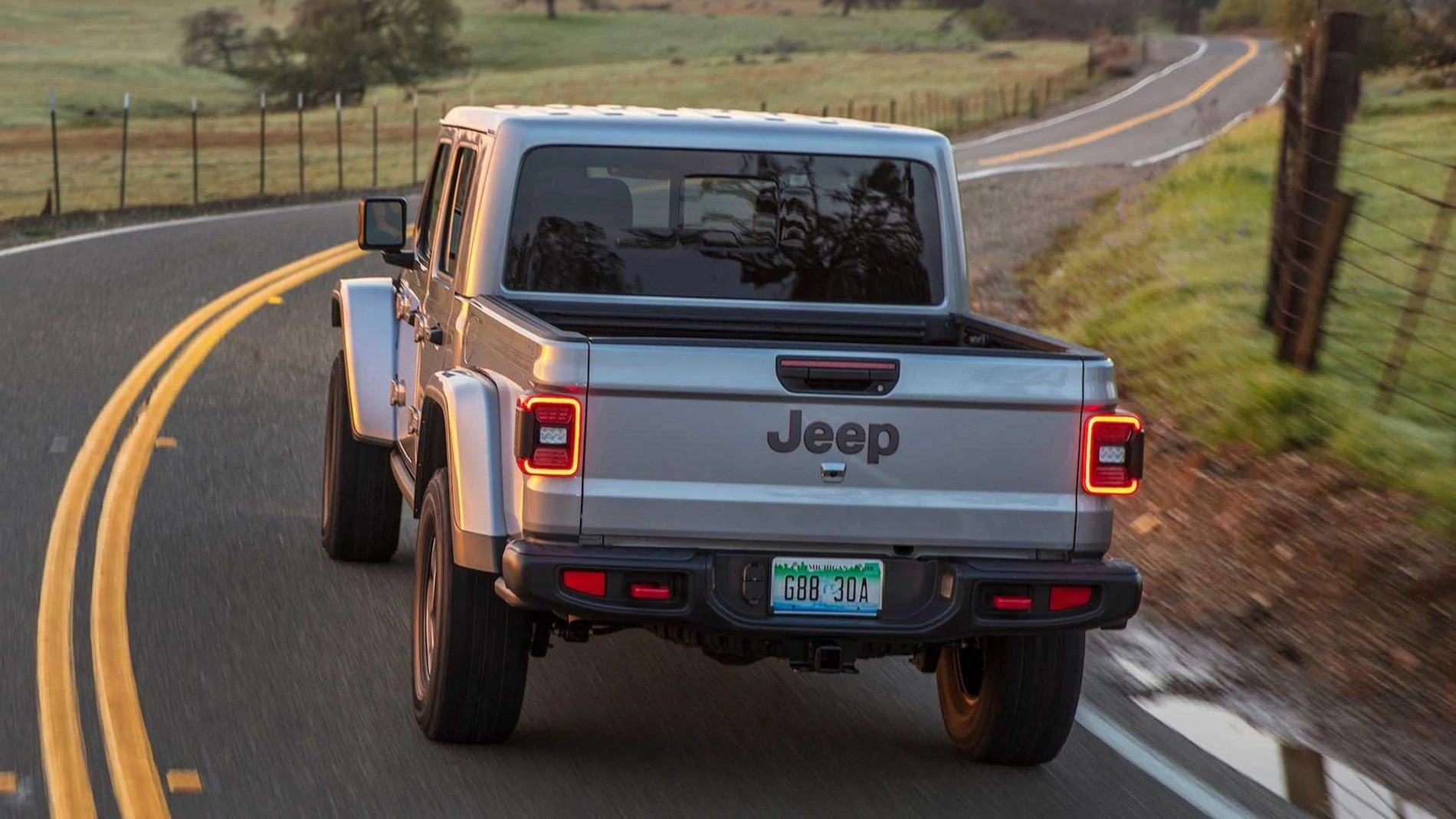 Jeep Gladiator BILLET SILVER Gladiator JT Club 01A0DADE-B9CF-4A8A-9D42-B72DD3CA2909