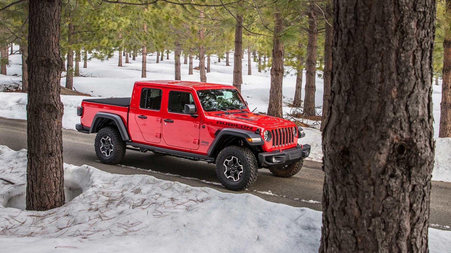Jeep Gladiator FIRECRACKER RED Gladiator JT Club EEA17815-8883-4A86-BDEE-696062B819FF