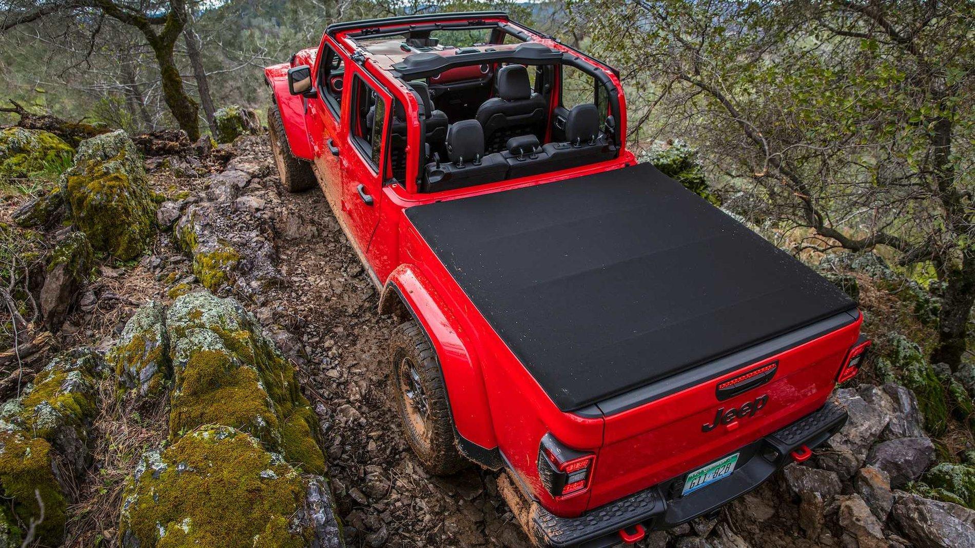 Jeep Gladiator FIRECRACKER RED Gladiator JT Club 6C0D4096-4AC4-4775-BBA7-A322FE700B1D