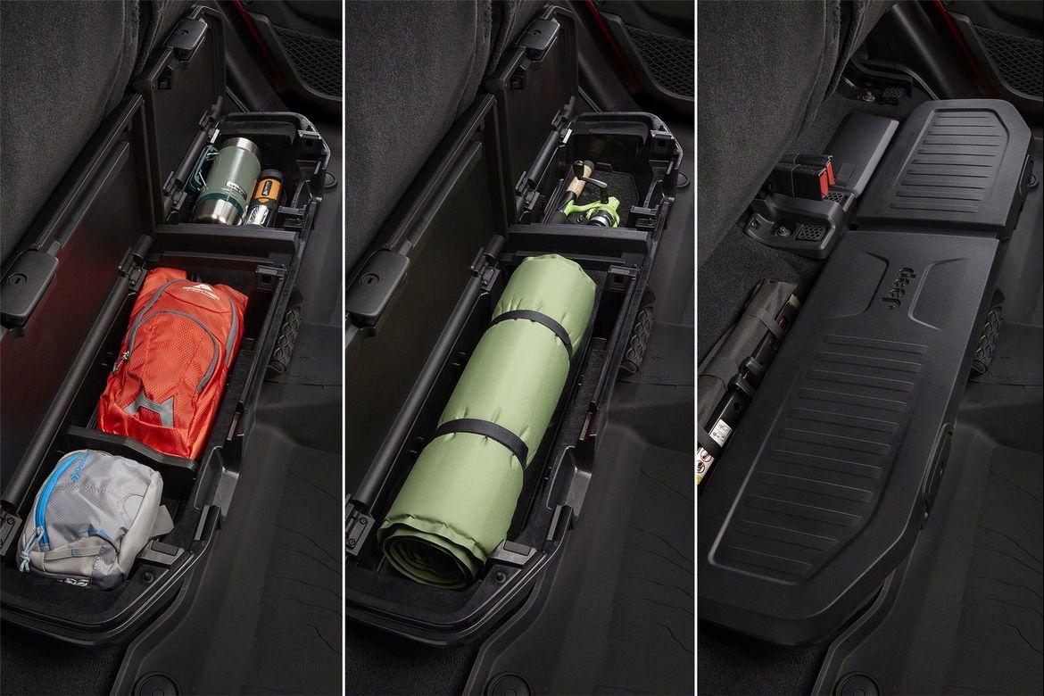 Jeep Gladiator Under rear seat without optional box 9648107C-4B79-4938-B8D3-410156A9DAB1