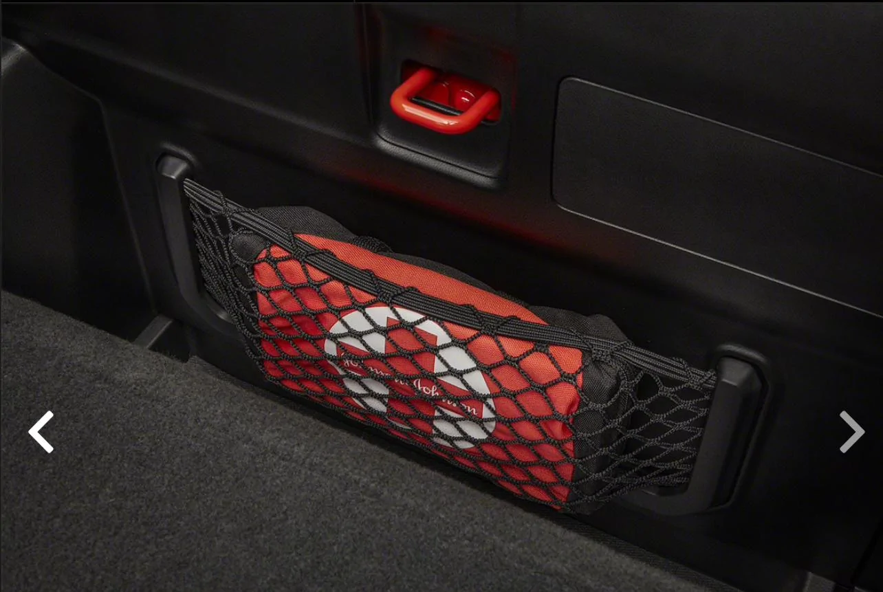 Jeep Gladiator Under rear seat without optional box DEF34D07-BB83-425F-B922-C2E53DBB0E20