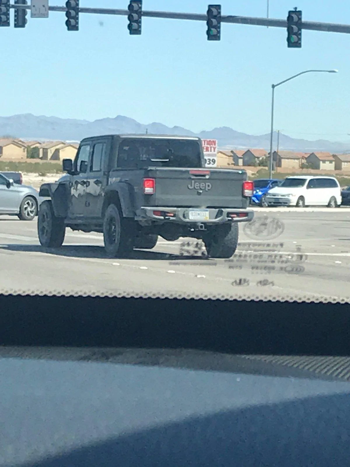Jeep Gladiator BLACK Gladiator JT Club B980A305-314D-48A5-893D-2C6BF8346CBE