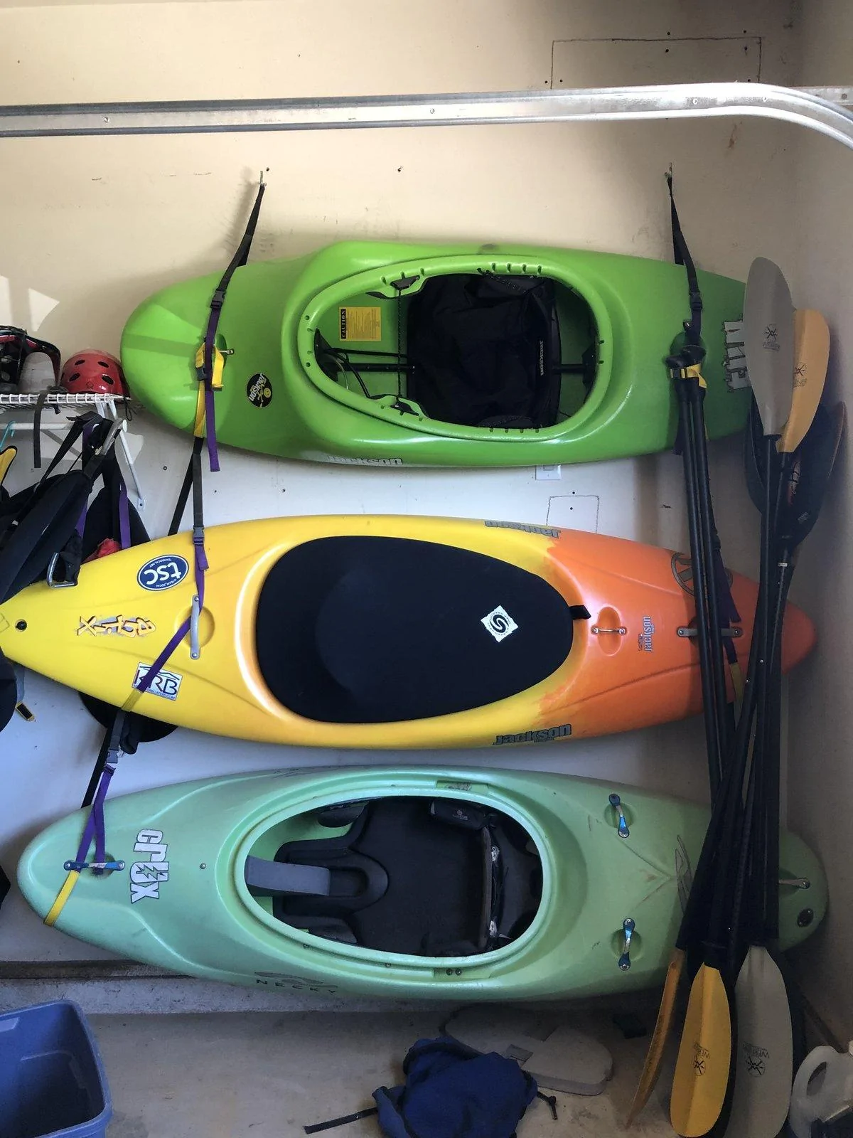 Jeep Gladiator Bed rack/storage for kayaks IMG_3526