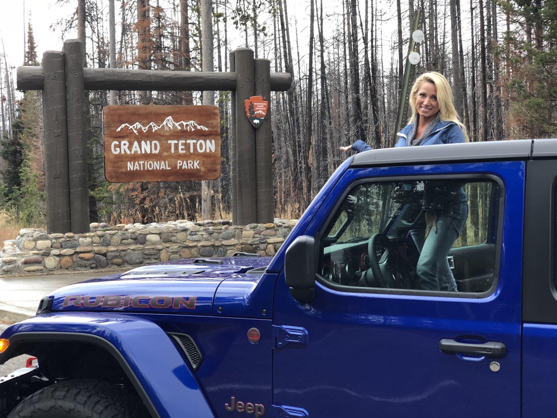 Jeep Gladiator 2020 Gladiator Build & Price Site Updated With Pricing. Post Your Build! 9375037E-5CB8-4610-9991-FD084F707144