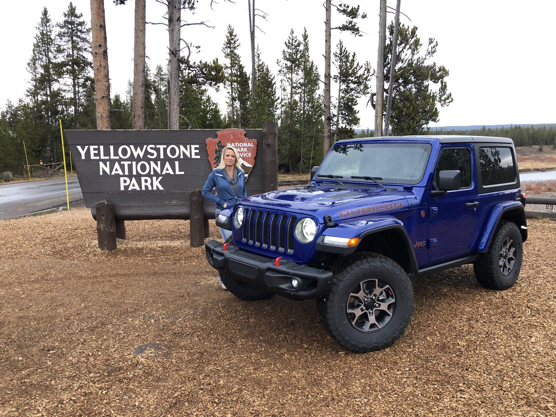 Jeep Gladiator 2020 Gladiator Build & Price Site Updated With Pricing. Post Your Build! 67F27C1E-64B8-4B3D-BC8A-A562E862CD30