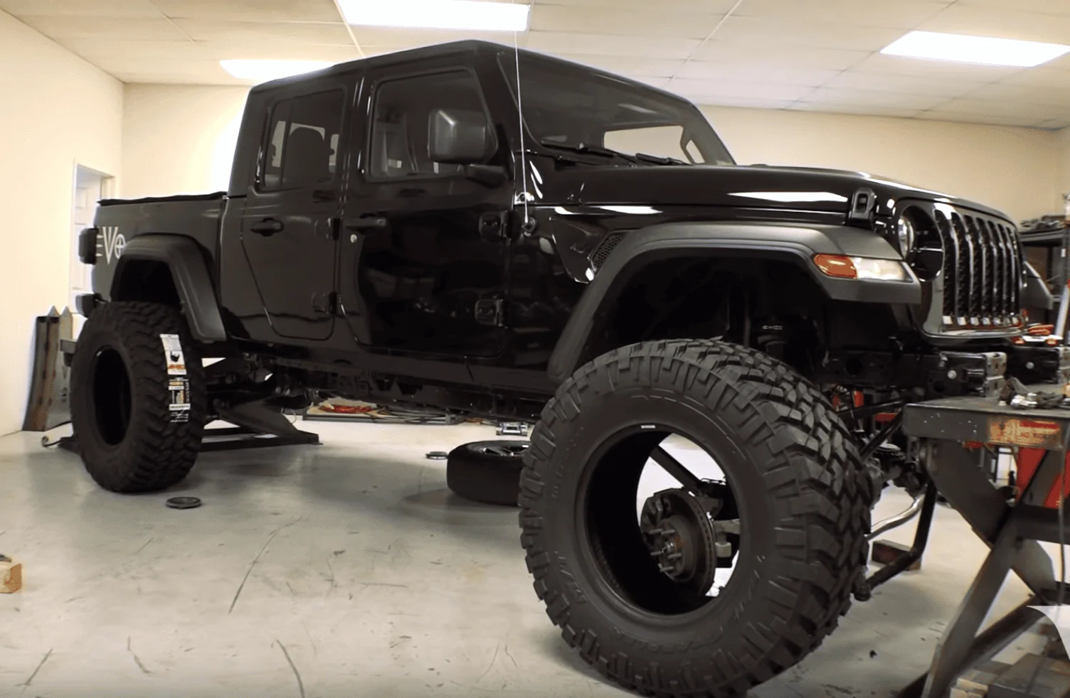 Jeep Gladiator BLACK Gladiator JT Club upload_2019-4-3_20-19-1