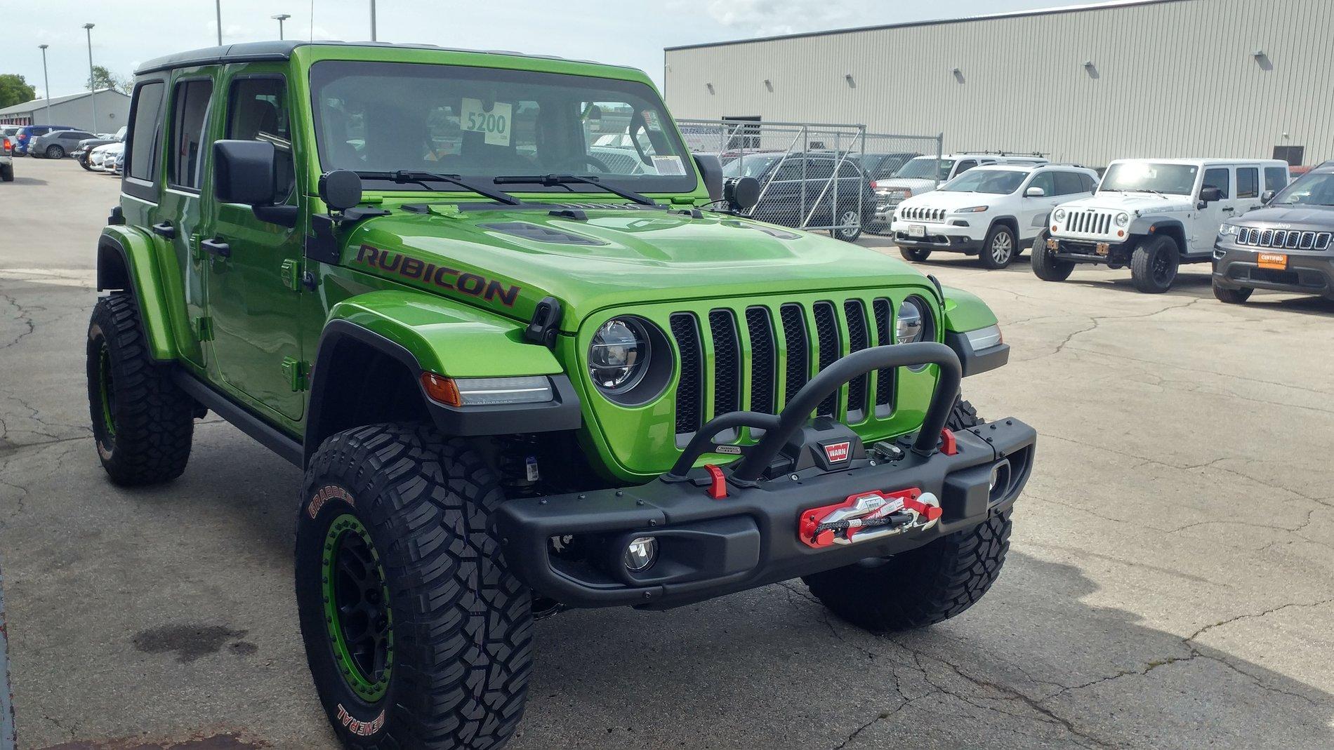 Jeep Gladiator GRANITE CRYSTAL JT Gladiator Club 8329BA66-2AED-4FC2-91DE-7A2EC7145EB1