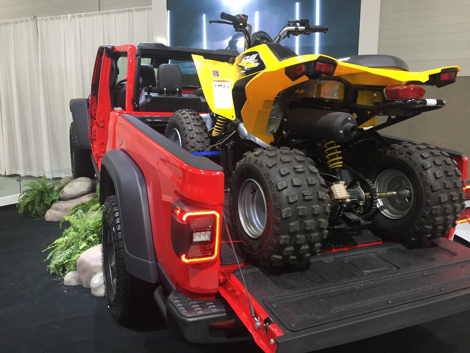 Jeep Gladiator The Upcoming Edmonton Show... 2608622A-DE3F-4A00-A99E-806E35F6C6BB