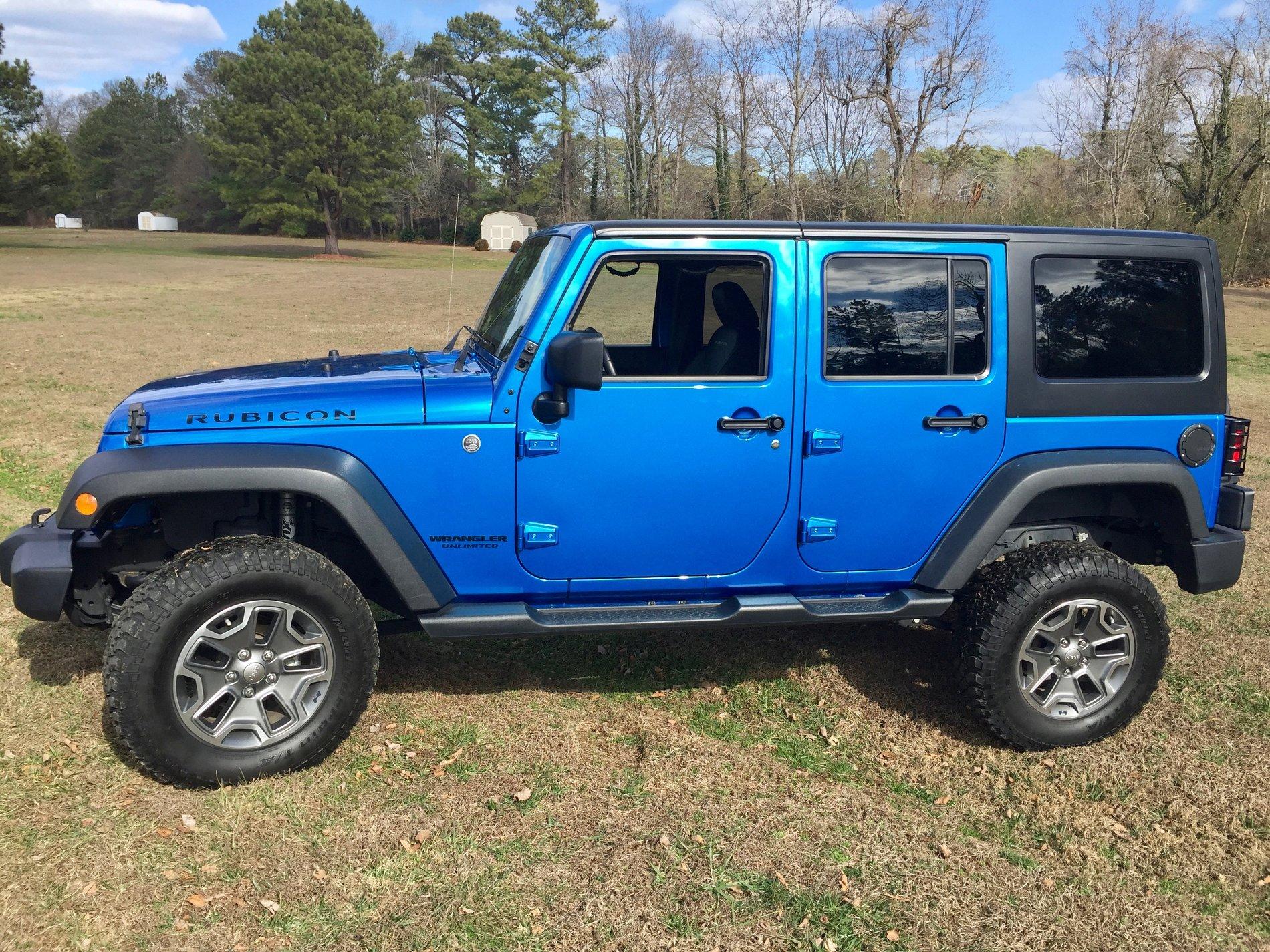 Jeep Gladiator HYDRO BLUE PEARL Gladiator JT Club IMG_9169