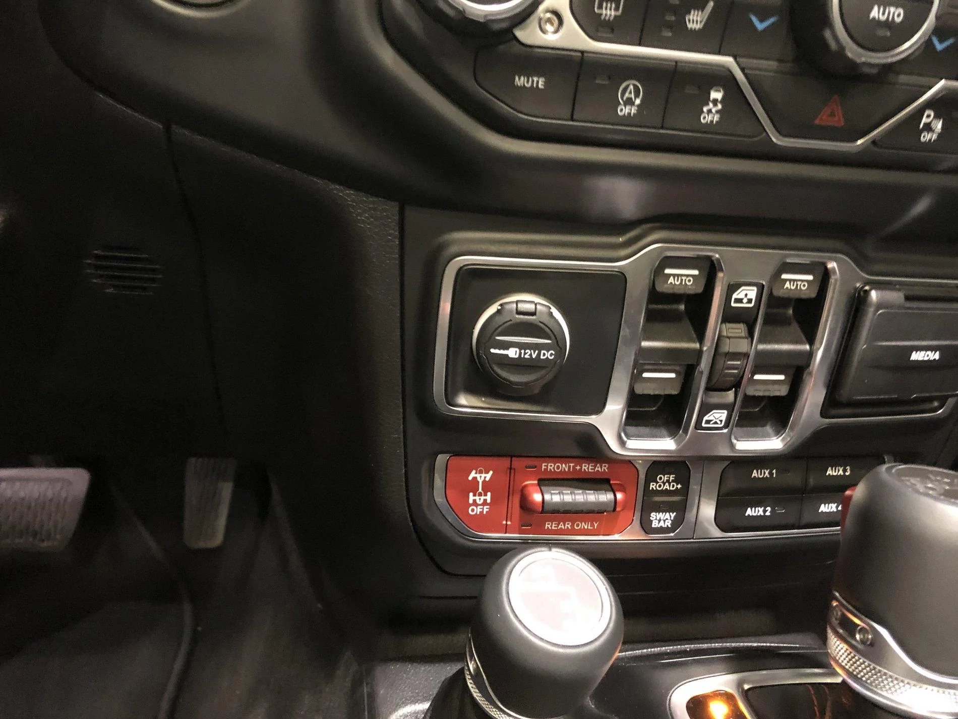 Jeep Gladiator Albuquerque Auto Show 7601E817-9AA7-44F1-AE86-EF8E9061ECDF