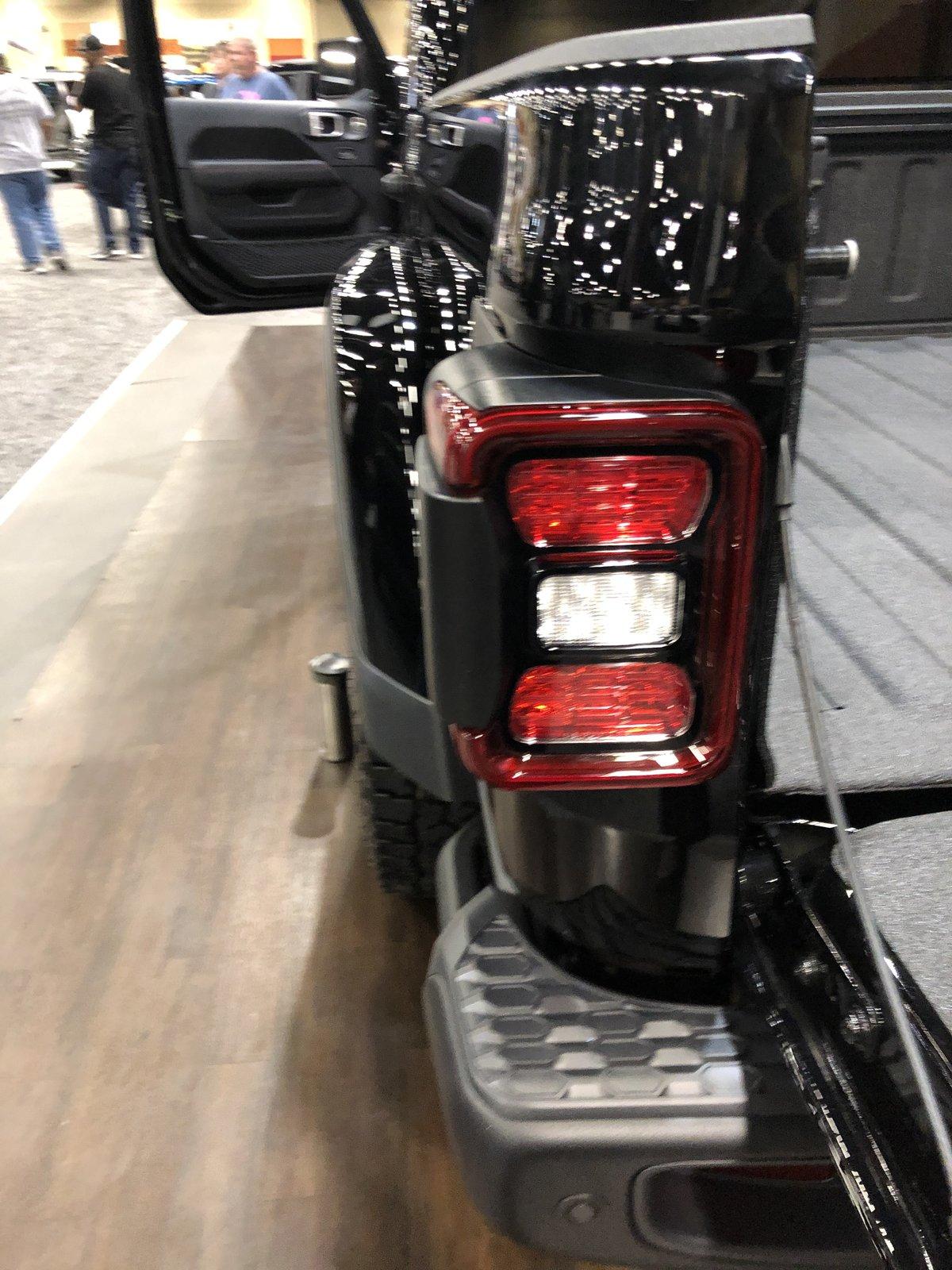 Jeep Gladiator Albuquerque Auto Show E1031860-93E2-4B59-9D96-61F3DFDD5136