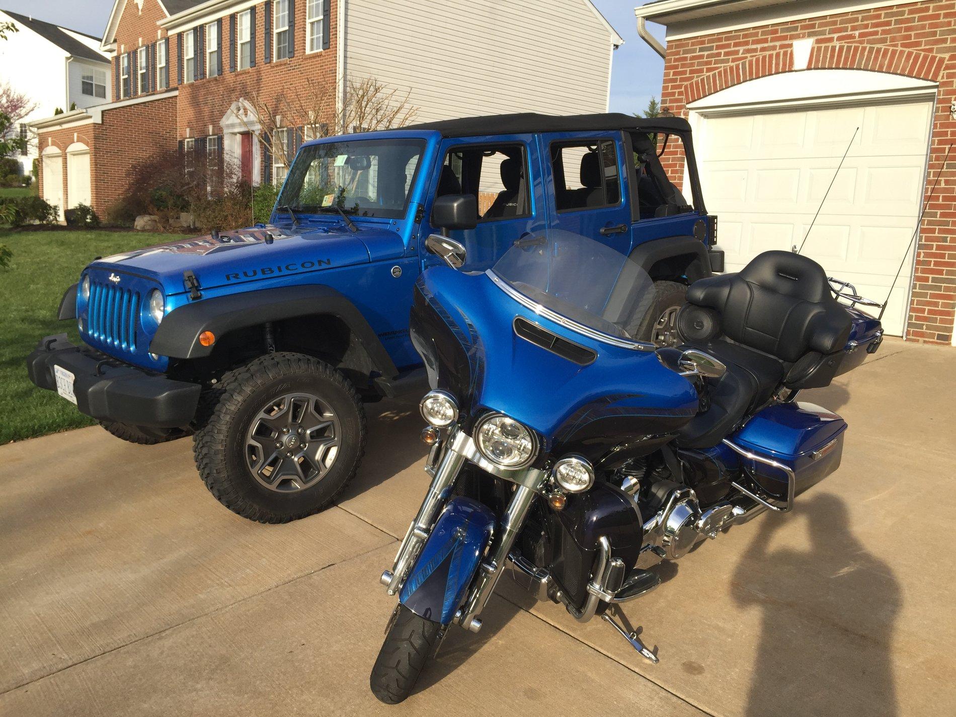 Jeep Gladiator HYDRO BLUE PEARL Gladiator JT Club IMG_7013