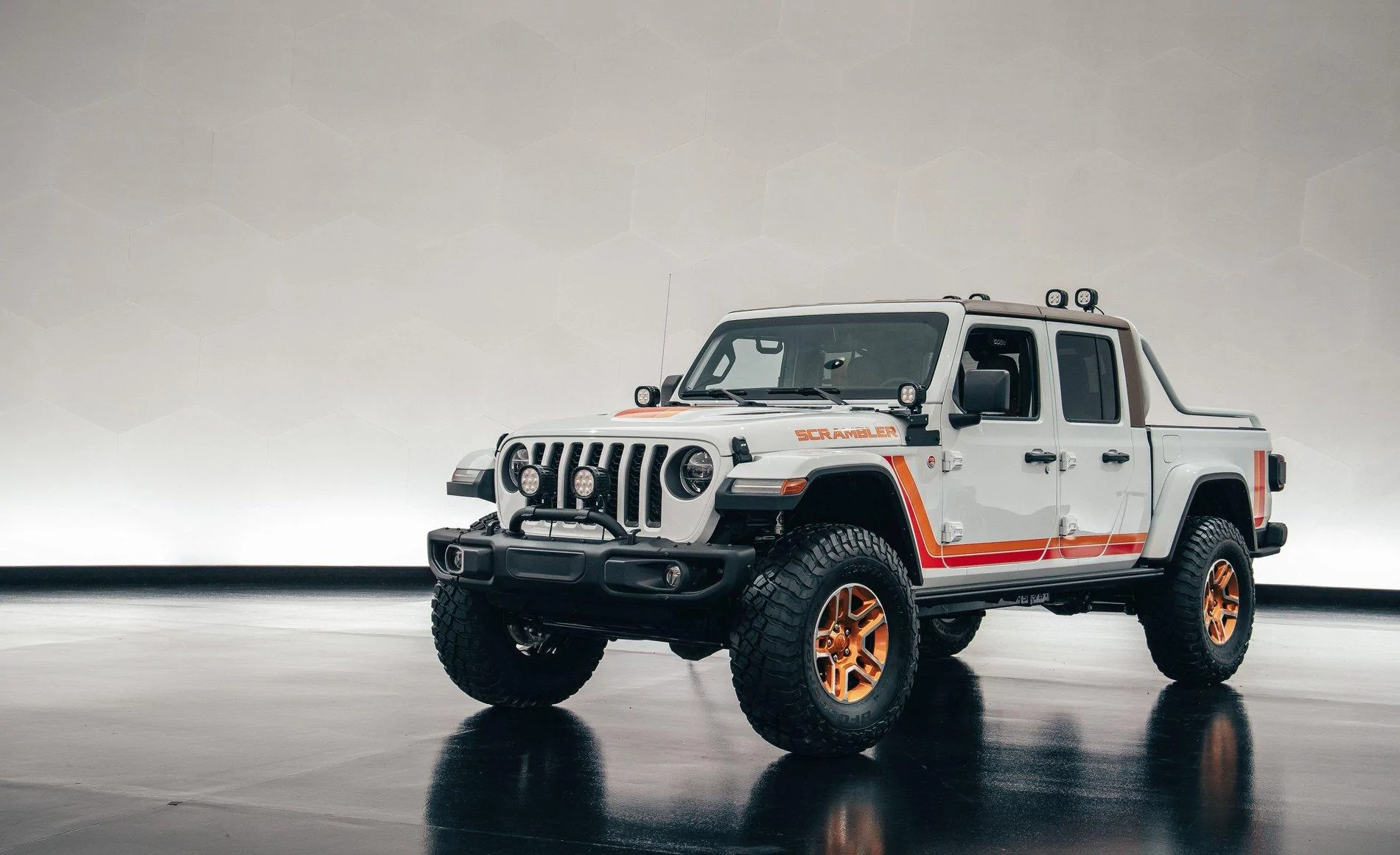 Jeep Gladiator Jeep Gladiator JT Scrambler Concept jeep-jt-scrambler-concept-gladiator-1