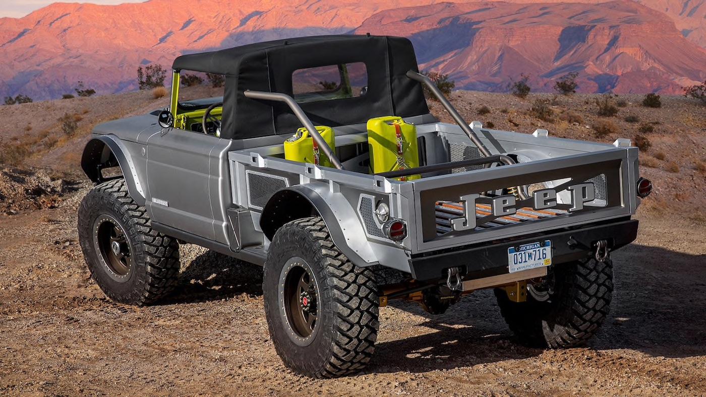 Jeep Gladiator Jeep Five-Quarter Concept 1968-Jeep-M-715-Gladiator-5quarter-2