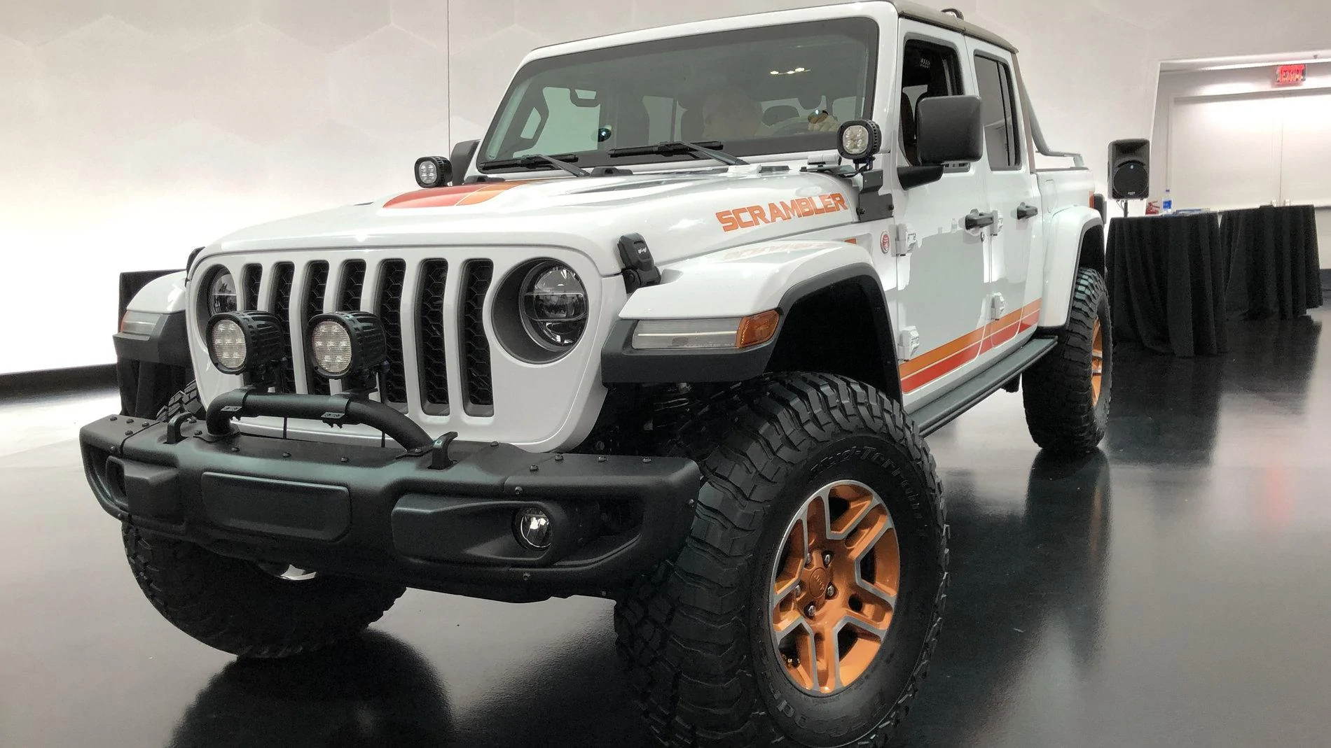 Jeep Gladiator Jeep Gladiator JT Scrambler Concept jeep-jt-scrambler-concept-1-7
