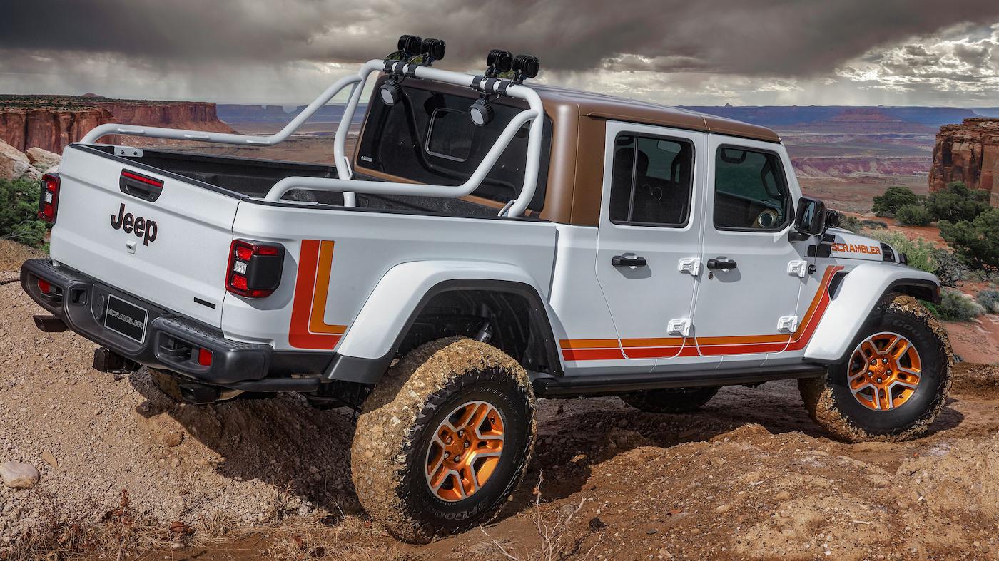 Jeep Gladiator Gladiator Moab Concepts Teased for 2019 Moab Easter Jeep Safari jeep-jt-scrambler-concept-1-2