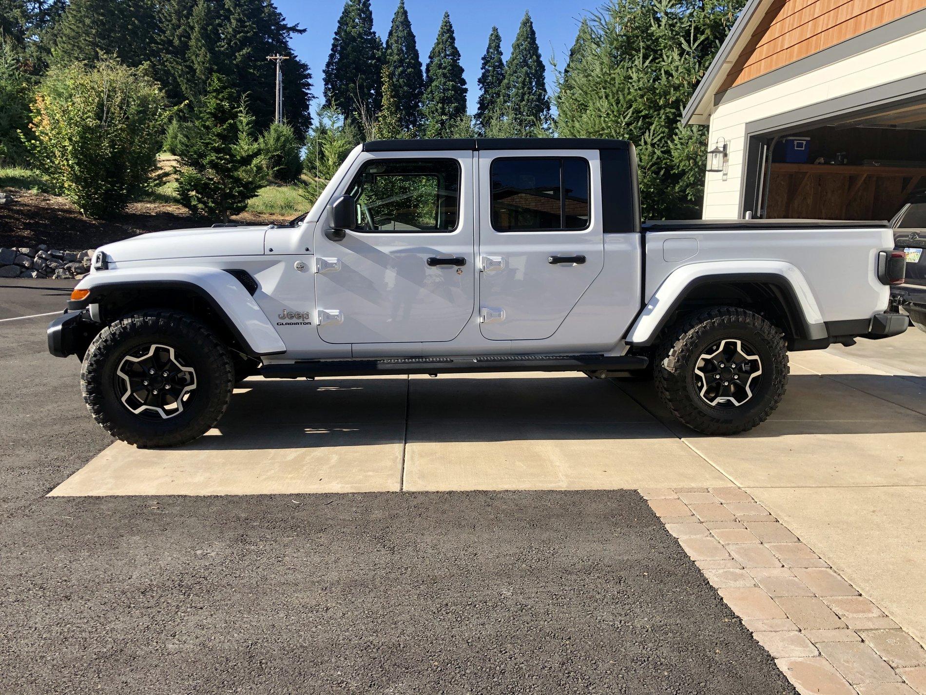 Jeep Gladiator Worth the upgrade to level, larger wheels and tires? 3D7FEA61-04AE-4D18-A674-F1E3779729C1