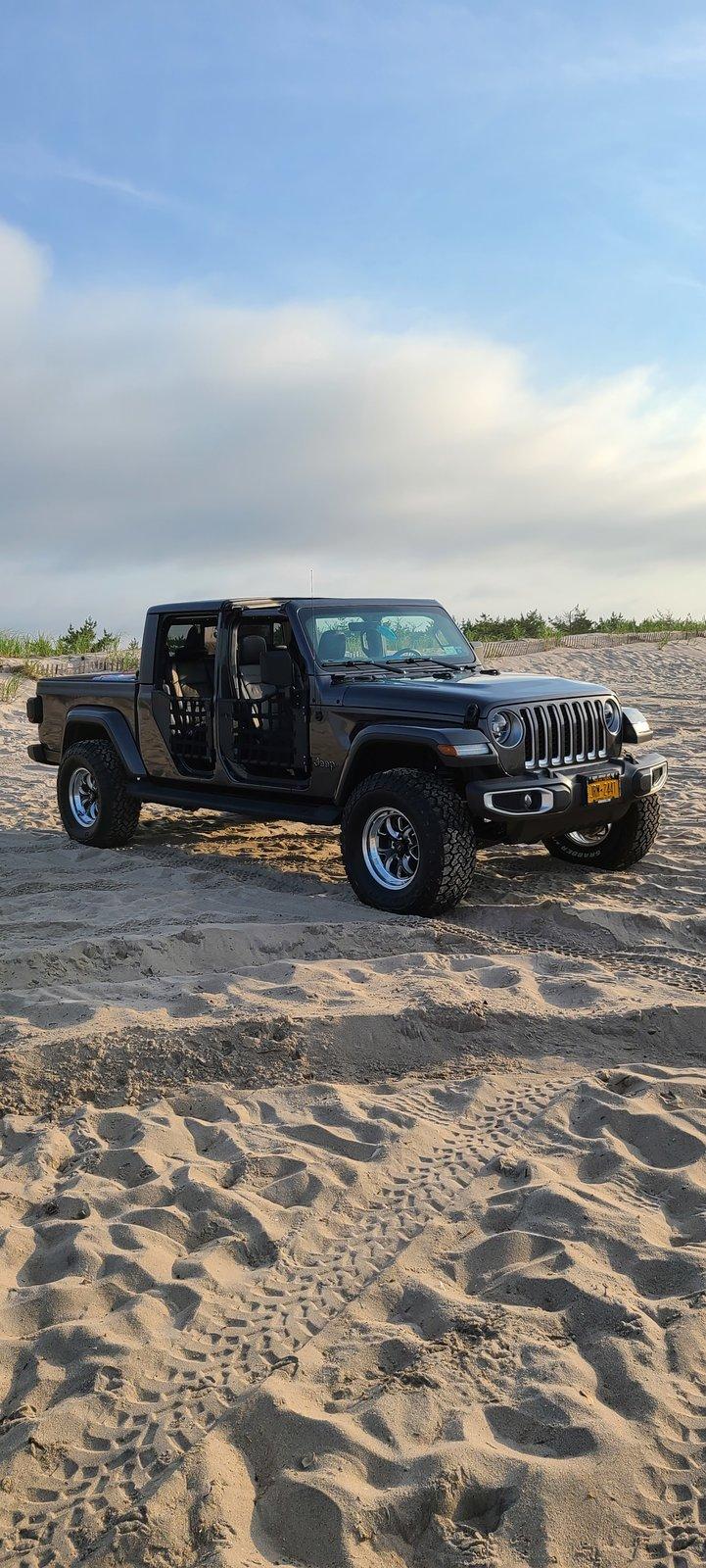 Jeep Gladiator Any Long Island JT owners? beachjee