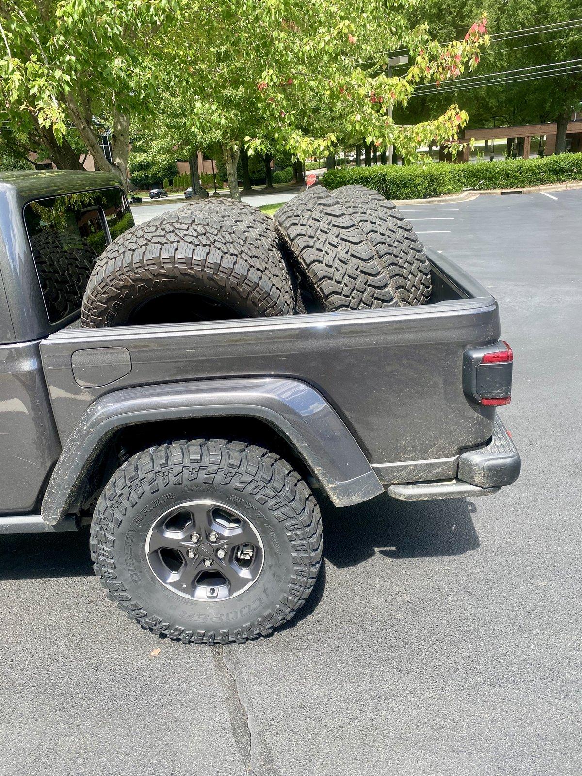 Jeep Gladiator Falken Wildpeak MT 285/70r17 - 1,627 miles F19B48DE-B977-457D-B954-0AF79C588449