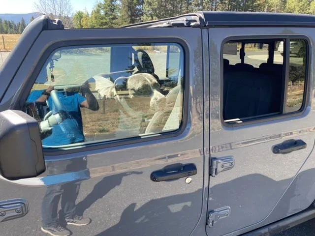 Jeep Gladiator Rubi Rhod - A 2020 Gladiator with flair for the overland-dramatic 688E1F03-A90A-404C-AF3E-9970F7F13671