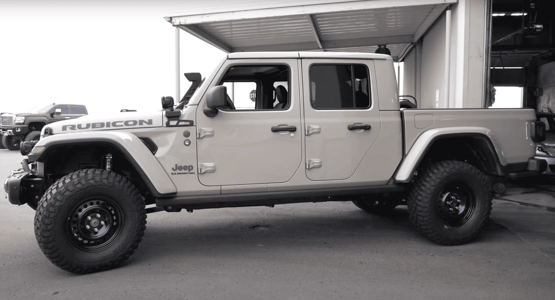 Jeep Gladiator Sting-Gray owner... show me your gray wheels steelies4
