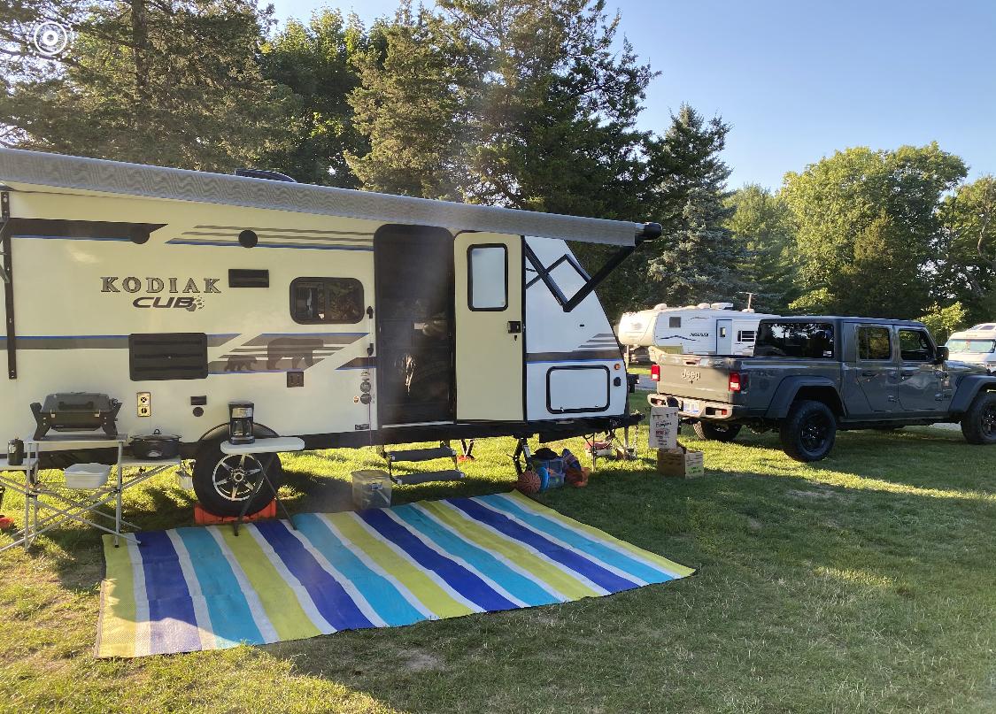 Jeep Gladiator Gladiators and Camper Pictures A7A3FD9A-311B-4A79-9536-740E21342AC6