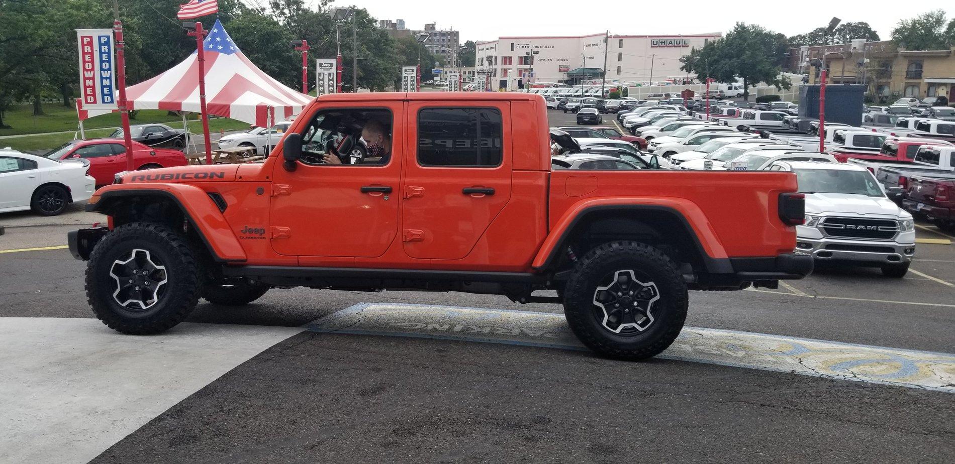 Jeep Gladiator Took Delivery of Your JT? Sign in Here! 20200903_153819