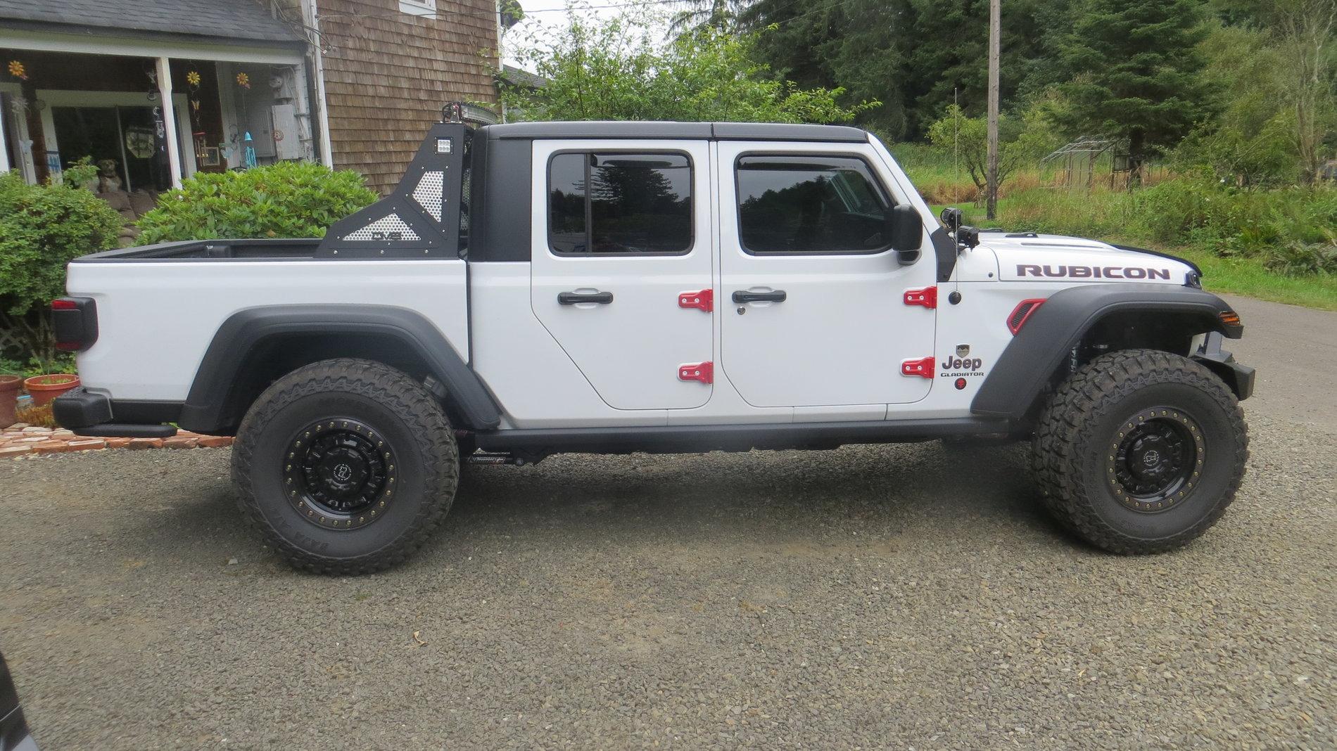 Jeep Gladiator Lets see all those Gladiators with lifts and bigger tires! IMG_0001.JPG
