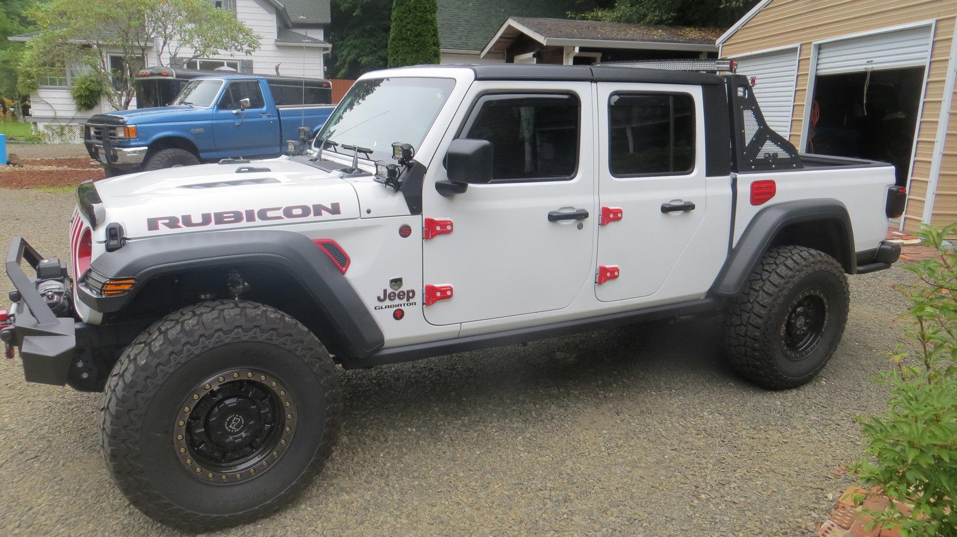 Jeep Gladiator Lets see all those Gladiators with lifts and bigger tires! IMG_0006.JPG