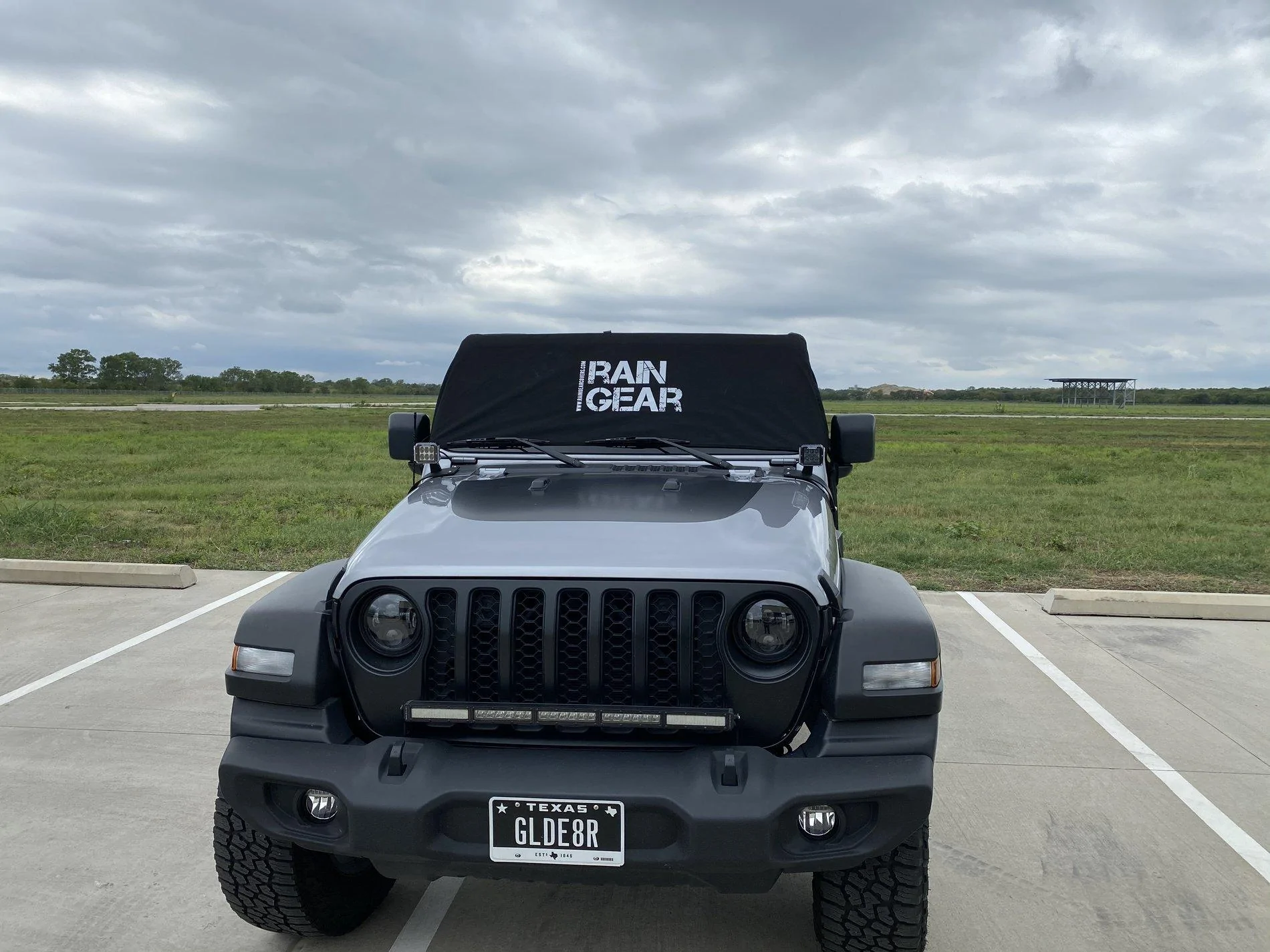 Jeep Gladiator Has anyone installed the Black Satin Grill on a Sport S 39540002-D5A0-4E9E-97CA-91B1A54BC652