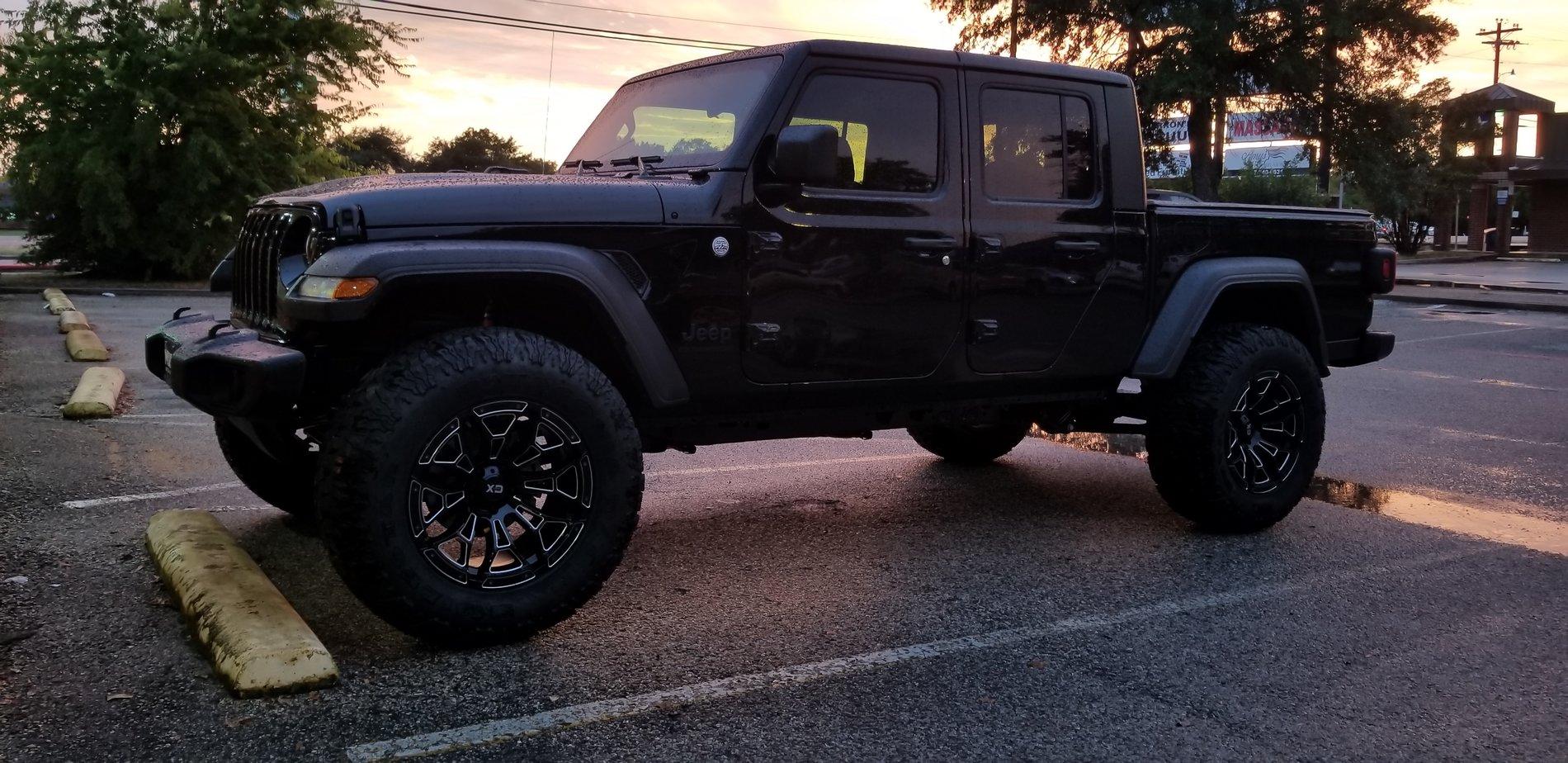 Jeep Gladiator BLACK Gladiator JT Club 20200904_194911