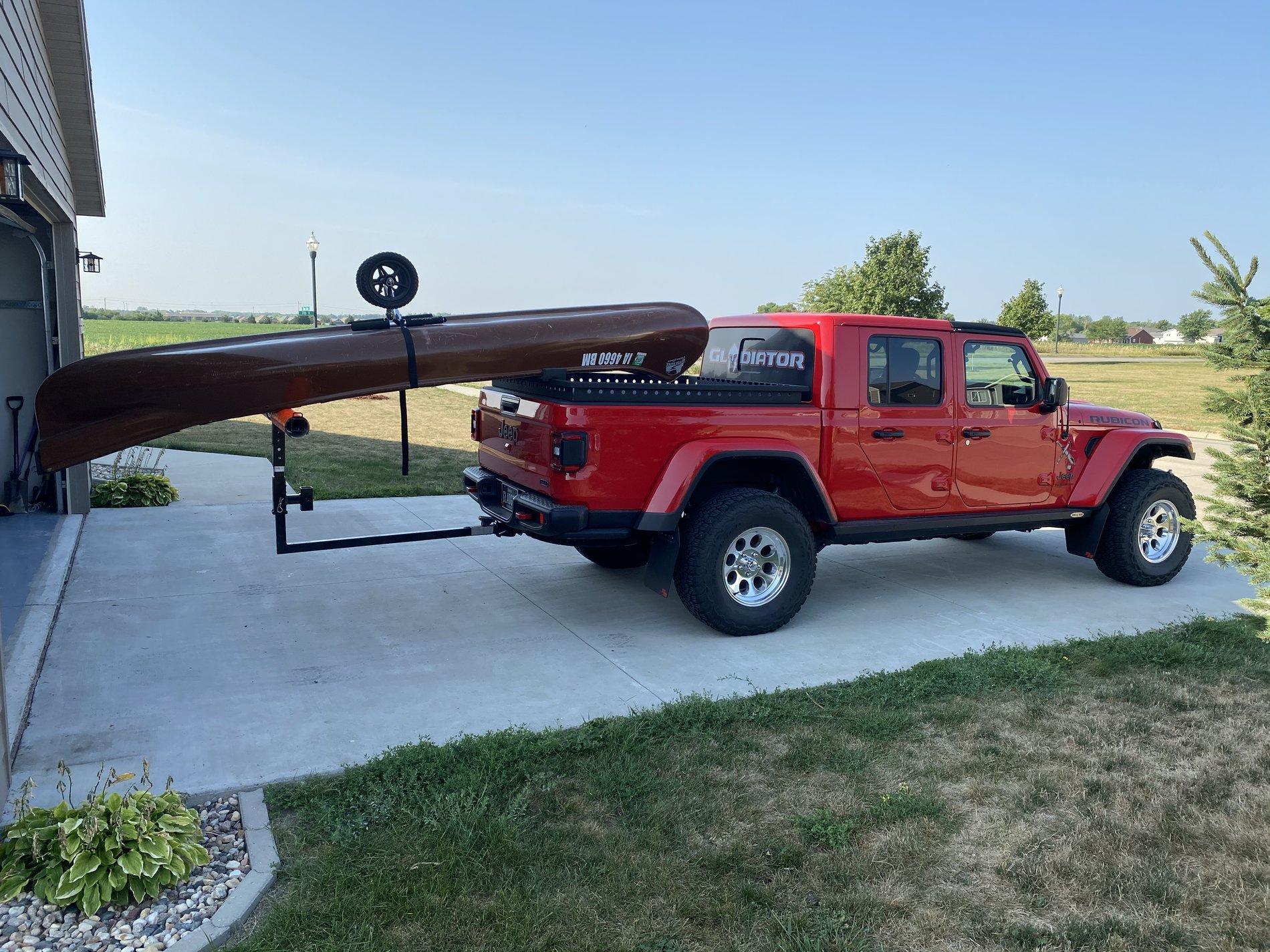 Jeep Gladiator Canoe carrier B51FDBFA-2434-4A36-BB52-5C394E91E7CD